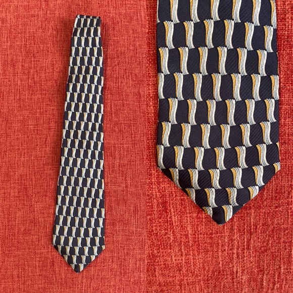 Valentino Art Deco Geometric Design 100% Silk Tie - Picture 1 of 12